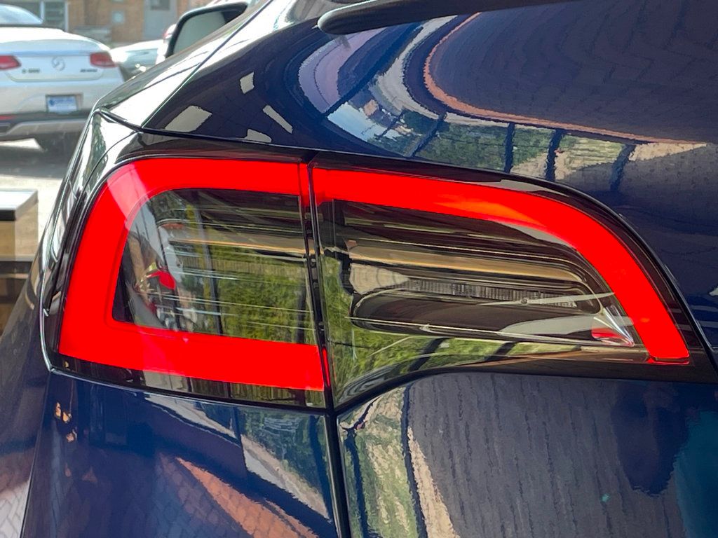 2022 Tesla Model Y Performance photo 12