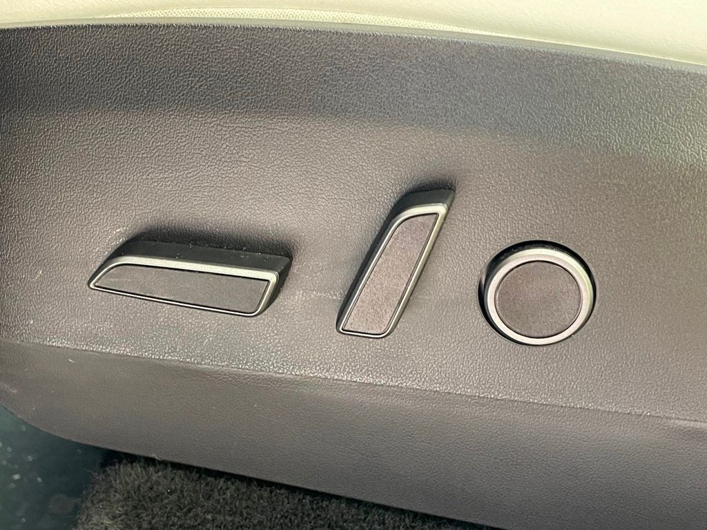 2022 Tesla Model Y Performance photo 15