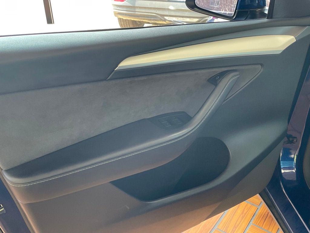 2022 Tesla Model Y Performance photo 17