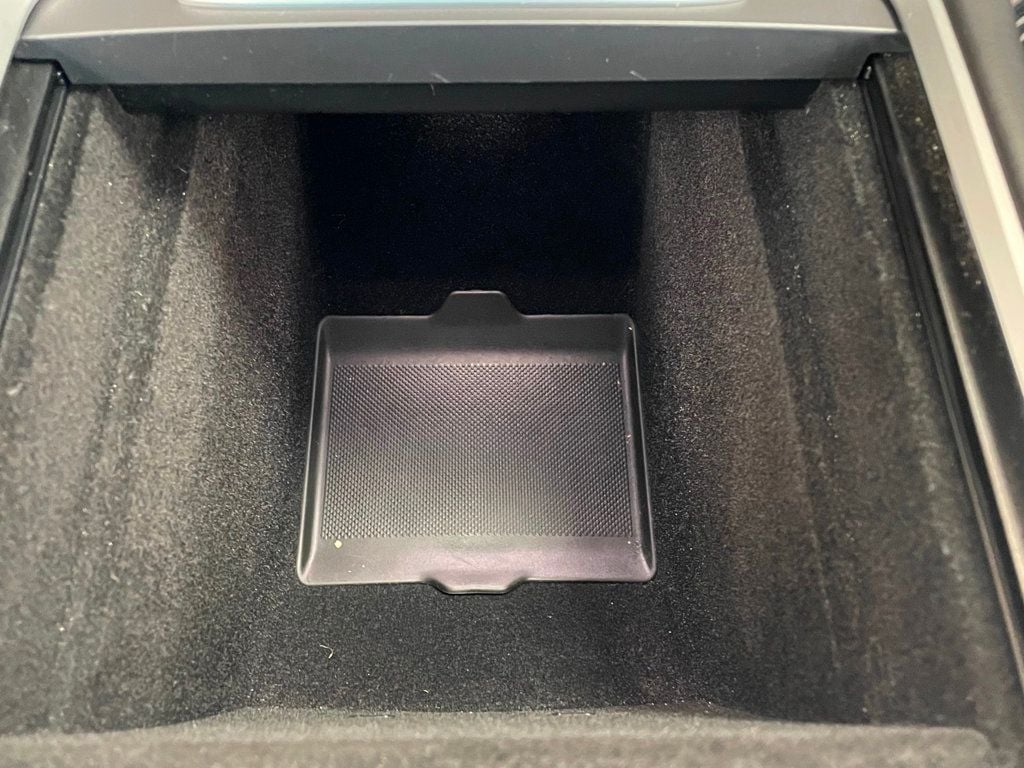 2022 Tesla Model Y Performance photo 39