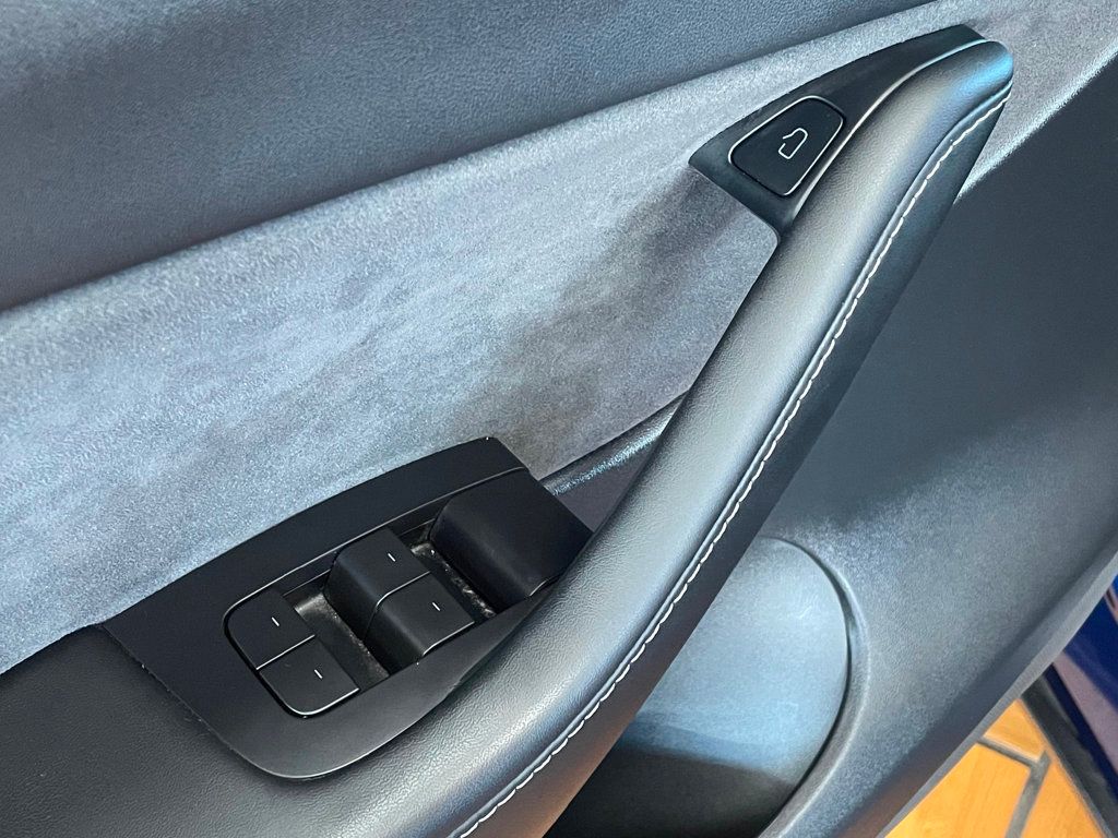 2022 Tesla Model Y Performance AWD - 22927486 - 14