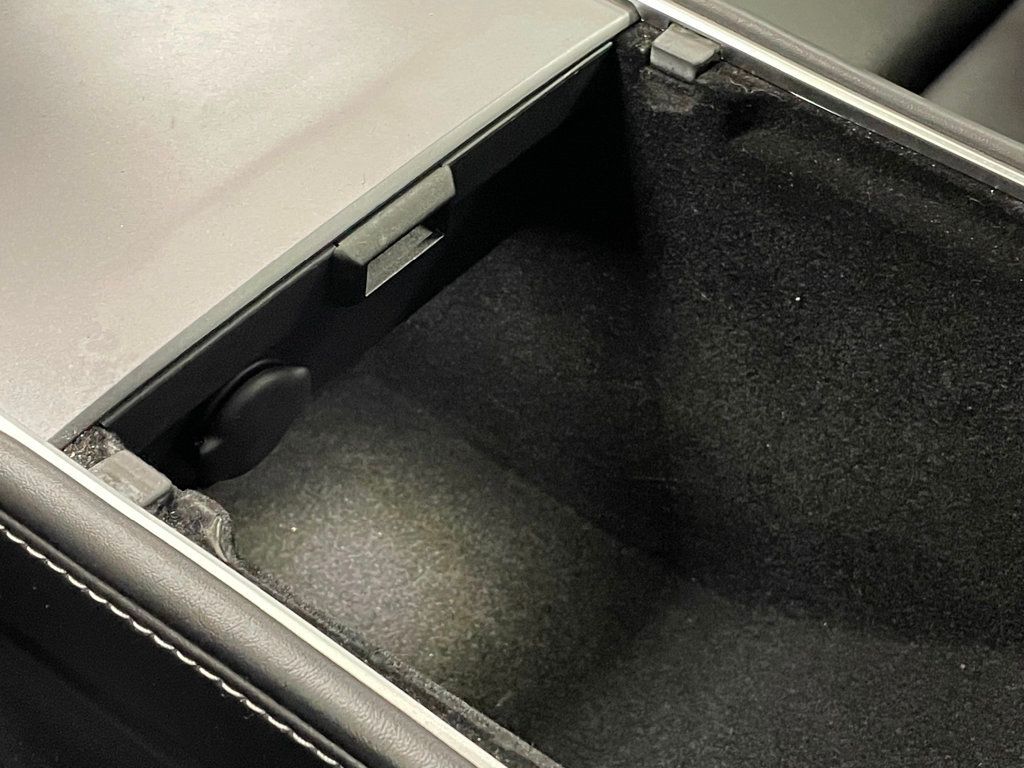 2022 Tesla Model Y Performance AWD - 22927486 - 37