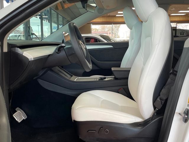 2022 Tesla Model Y Performance AWD - 22947369 - 10