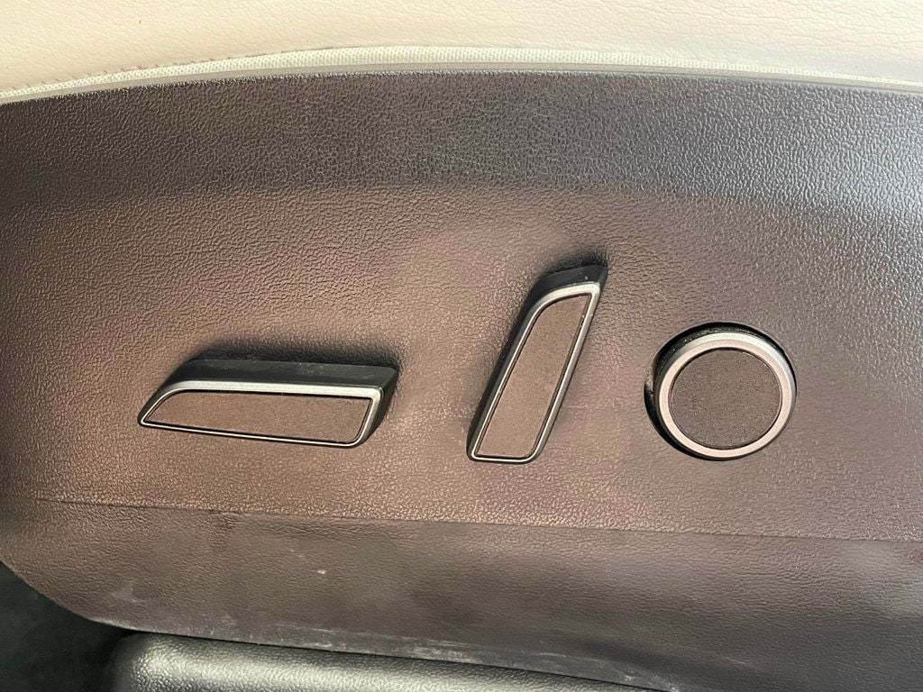 2022 Tesla Model Y Performance AWD - 22947369 - 11