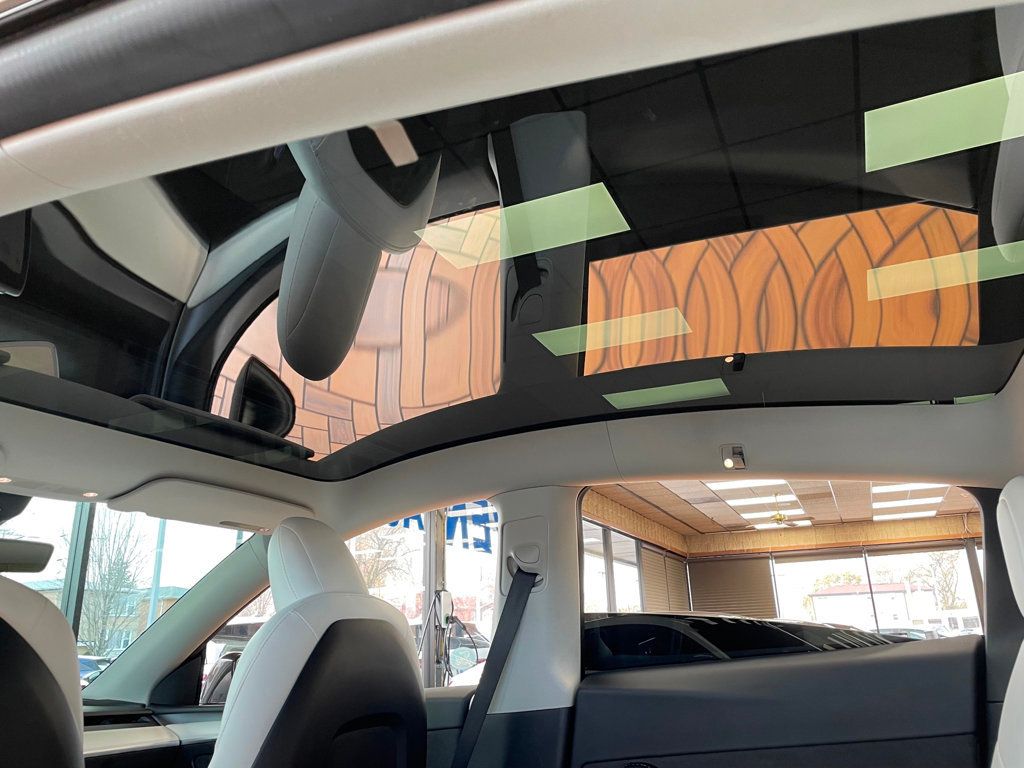 2022 Tesla Model Y Performance AWD - 22947369 - 17