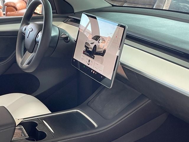 2022 Tesla Model Y Performance AWD - 22947369 - 24