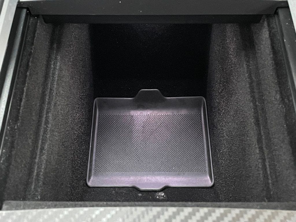 2022 Tesla Model Y Performance AWD - 22947369 - 43