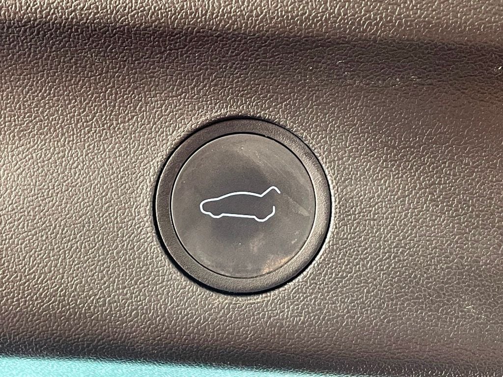 2022 Tesla Model Y Performance AWD - 23000340 - 19