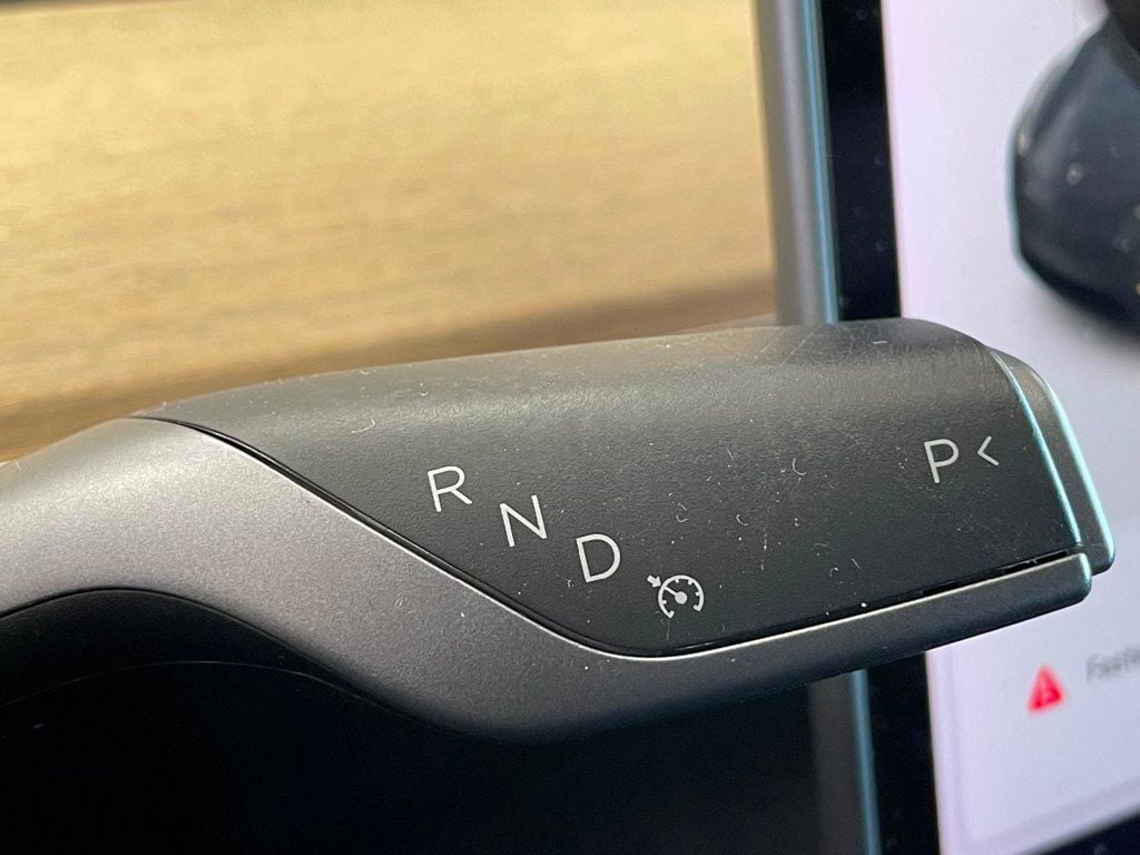 2022 Tesla Model Y Performance AWD - 23000340 - 25