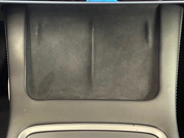 2022 Tesla Model Y Performance AWD - 23000340 - 38