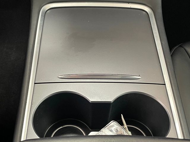2022 Tesla Model Y Performance AWD - 23000340 - 39