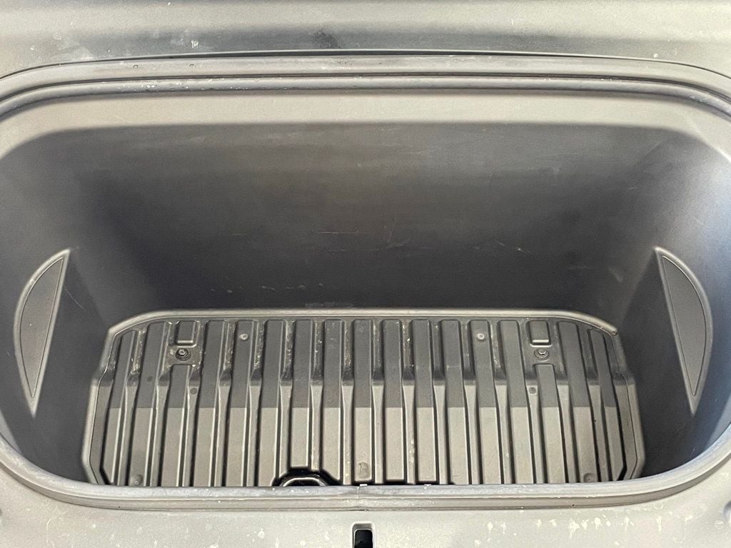 2022 Tesla Model Y Performance AWD - 23000340 - 44