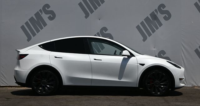 2022 Tesla Model Y Performance AWD - 23058100 - 3