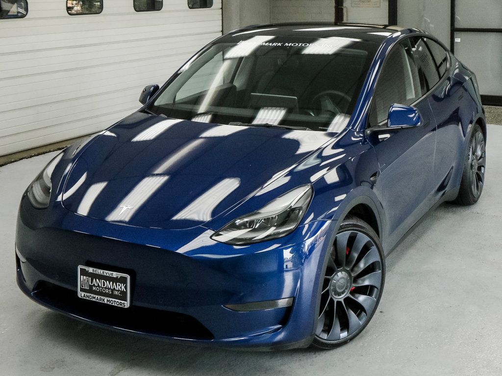 Tesla Model Y photo 10