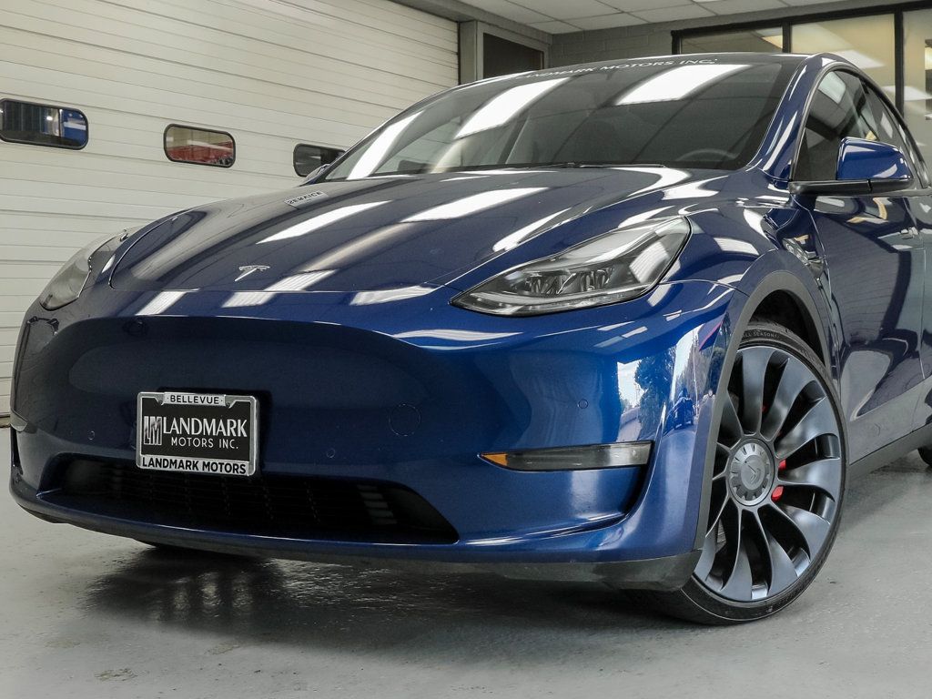 Tesla Model Y photo 11