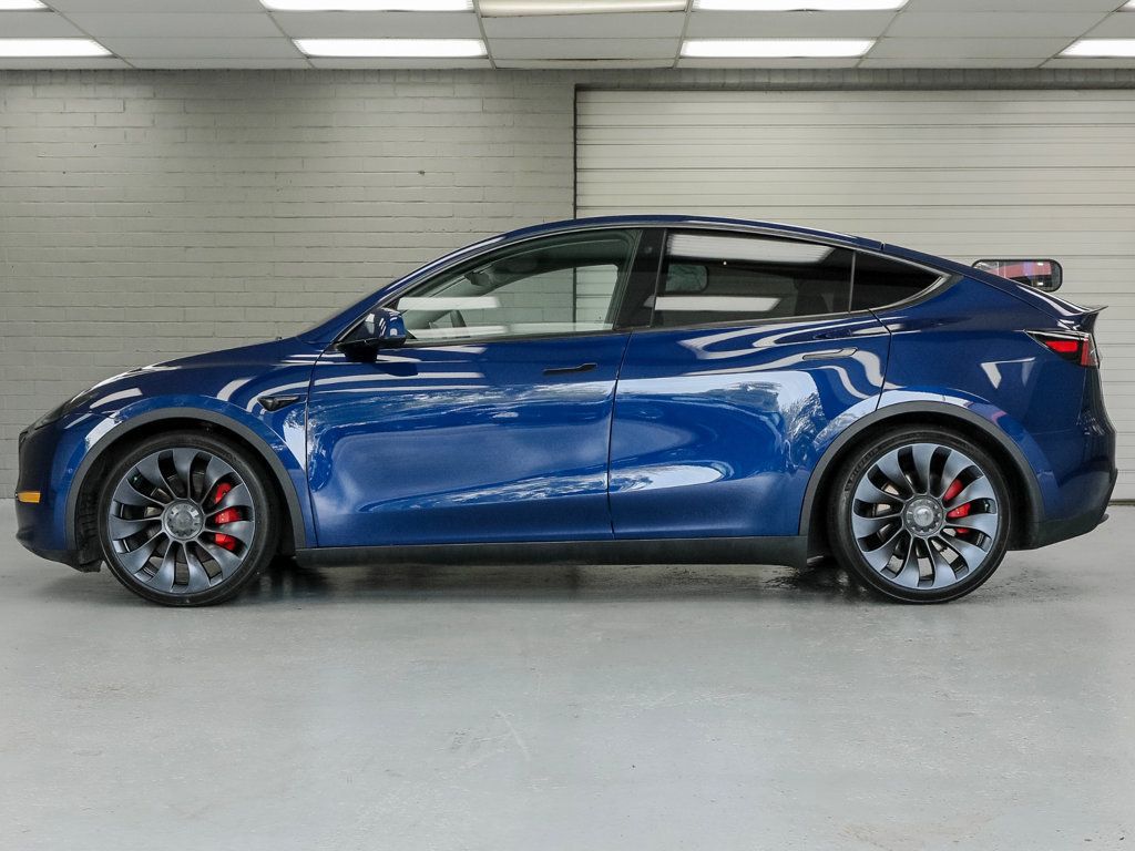 Tesla Model Y photo 7
