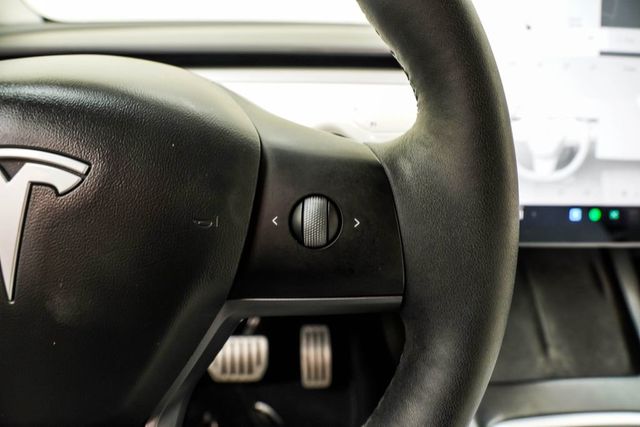 2022 Tesla Model Y Performance AWD - 23030570 - 30