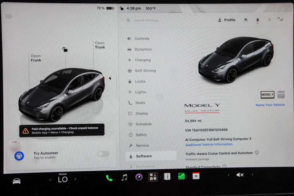 Tesla Model Y photo 26