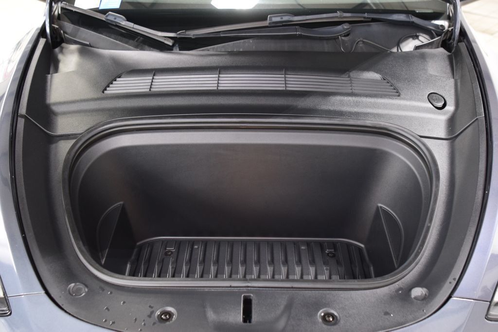 2022 Tesla Model Y Performance AWD - 23053471 - 29