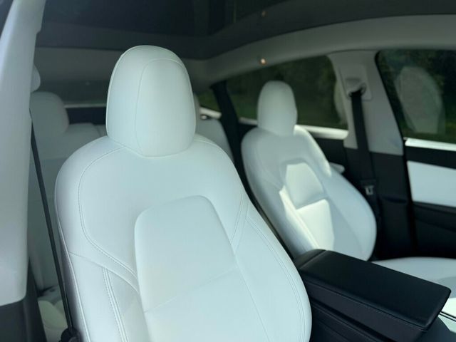 2022 Tesla Model Y Performance AWD - 23014606 - 16