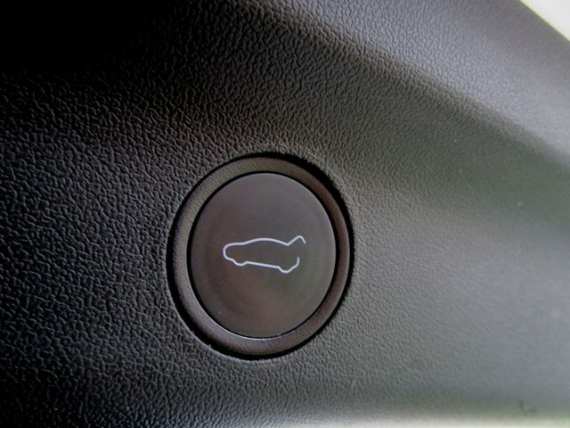 2022 Tesla Model Y Performance AWD - 23067049 - 36