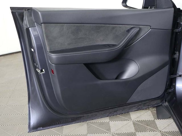 2022 Tesla Model Y Performance AWD - 22962360 - 24