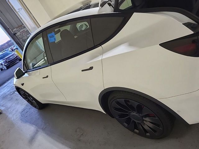 2022 Tesla Model Y Performance AWD - 23011445 - 3