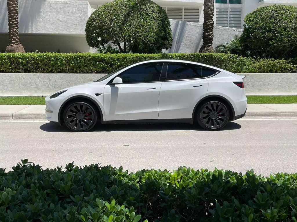 2022 Tesla Model Y Performance AWD - 22532818 - 9