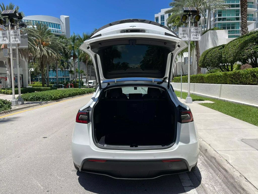 2022 Tesla Model Y Performance AWD - 22532818 - 32