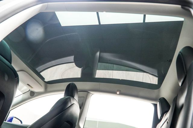 2022 Tesla Model Y Performance AWD - 22997515 - 33