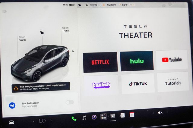 2022 Tesla Model Y Performance AWD - 23046763 - 24