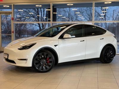 2022 Tesla Model Y - 7SAYGDEF2NF493159