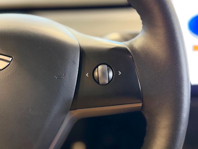 2022 Tesla Model Y Performance AWD - 23001807 - 25