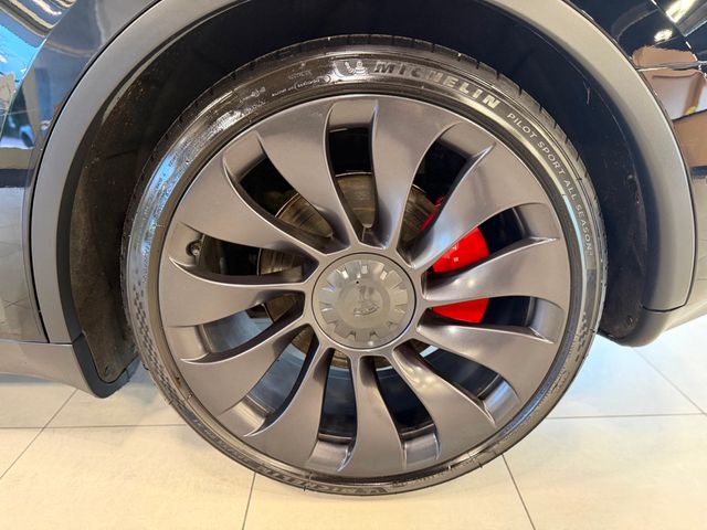 2022 Tesla Model Y Performance AWD - 23059075 - 38