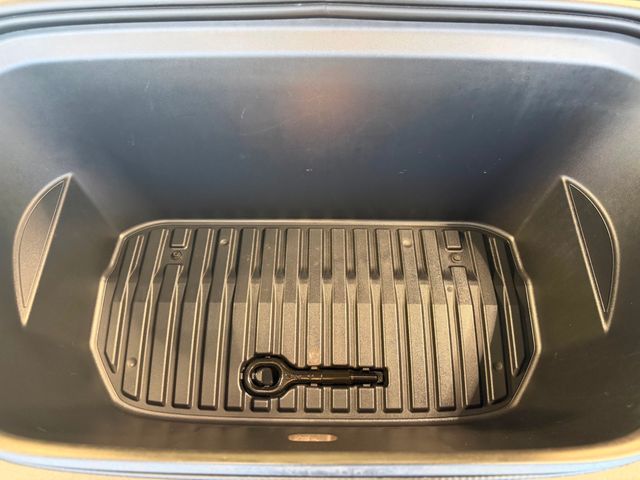 2022 Tesla Model Y Performance AWD - 23059075 - 41