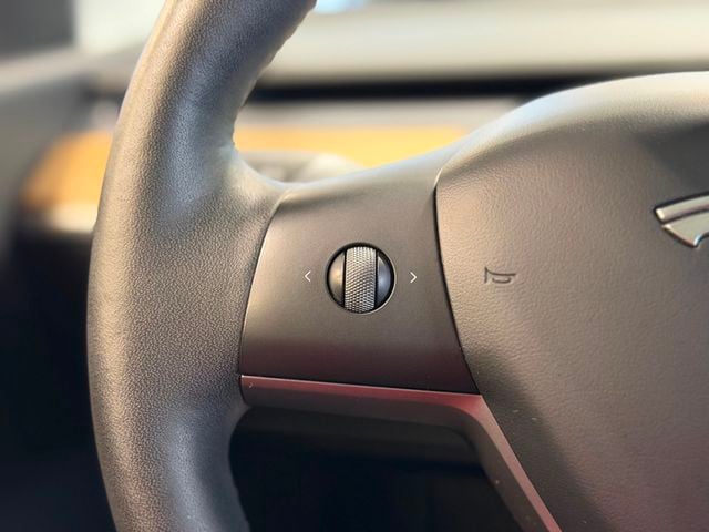 2022 Tesla Model Y Performance AWD - 23066433 - 24