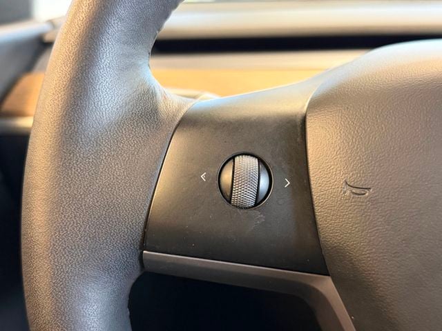 2022 Tesla Model Y Performance AWD - 23072408 - 24
