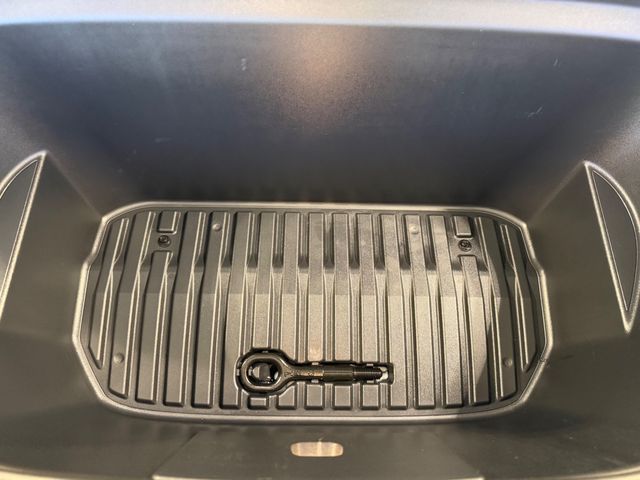 2022 Tesla Model Y Performance AWD - 23079883 - 38