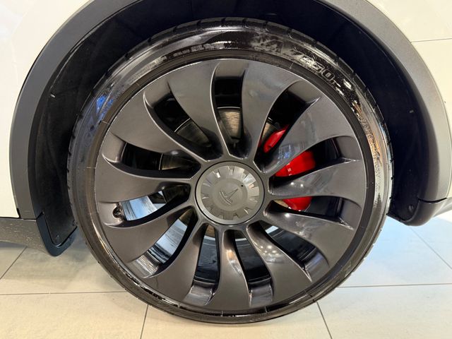 2022 Tesla Model Y Performance AWD - 23079883 - 40