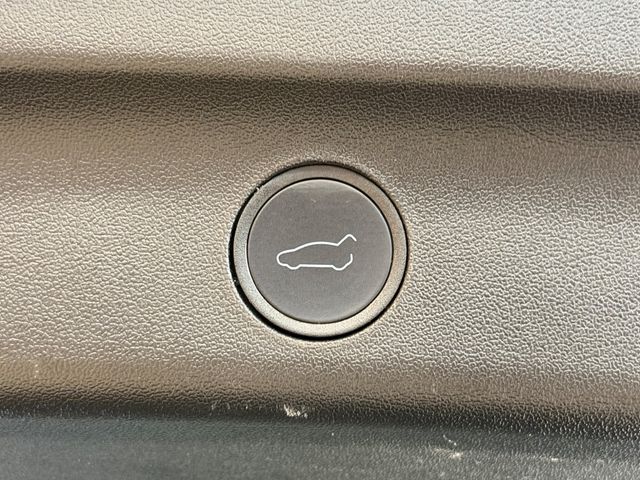 2022 Tesla Model Y Performance AWD - 23098640 - 36