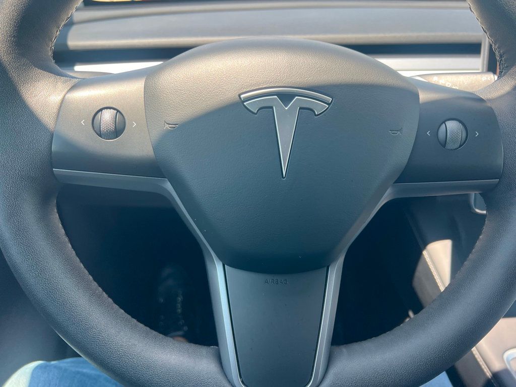 2022 Tesla Model Y Performance AWD - 22432417 - 9