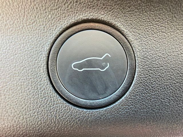 2022 Tesla Model Y Performance AWD - 22978045 - 25