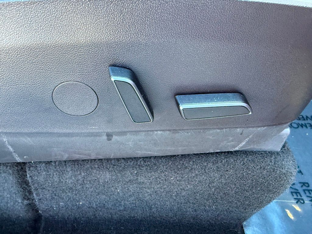 2022 Tesla Model Y Performance AWD - 22978045 - 31