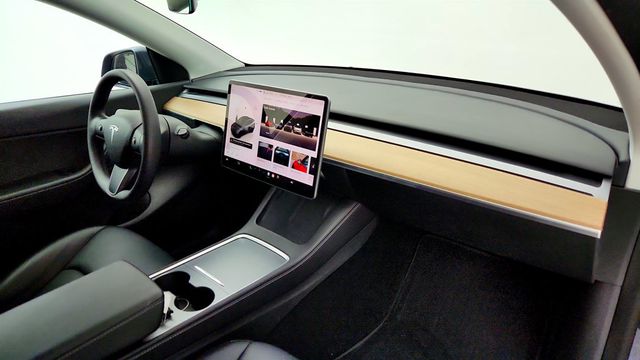 2022 Tesla Model Y Performance AWD - 23019519 - 28