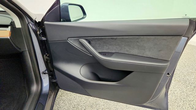 2022 Tesla Model Y Performance AWD - 23019519 - 29