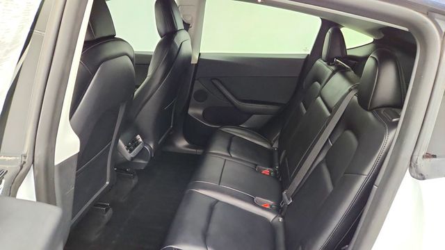 2022 Tesla Model Y Performance AWD - 23092296 - 24