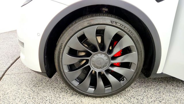 2022 Tesla Model Y Performance AWD - 23092296 - 8