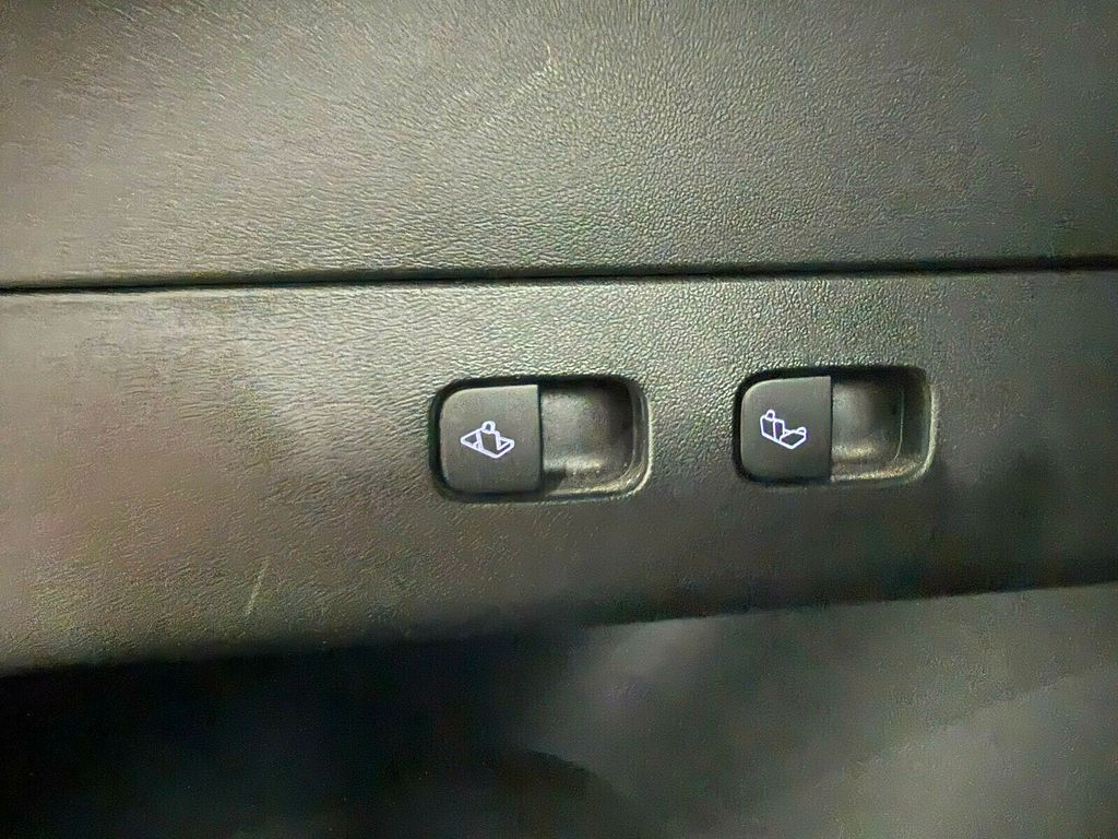 2022 Tesla Model Y Performance/AWD/Heated Leather Seats/Blind Spot Monitor - 23042708 - 27