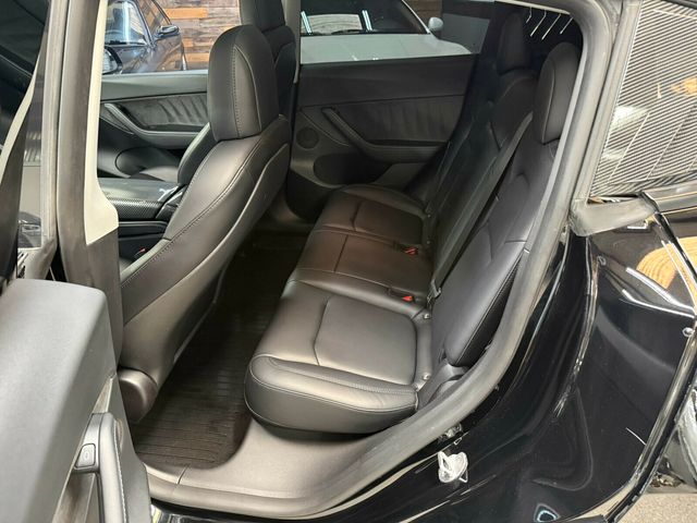 2022 Tesla Model Y Performance AWD, Texas Owned, Triple Black - 23042708 - 18