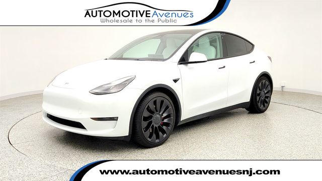 2022 Tesla Model Y Performance AWD w/ White & Black Premium Interior - 23041585 - 0